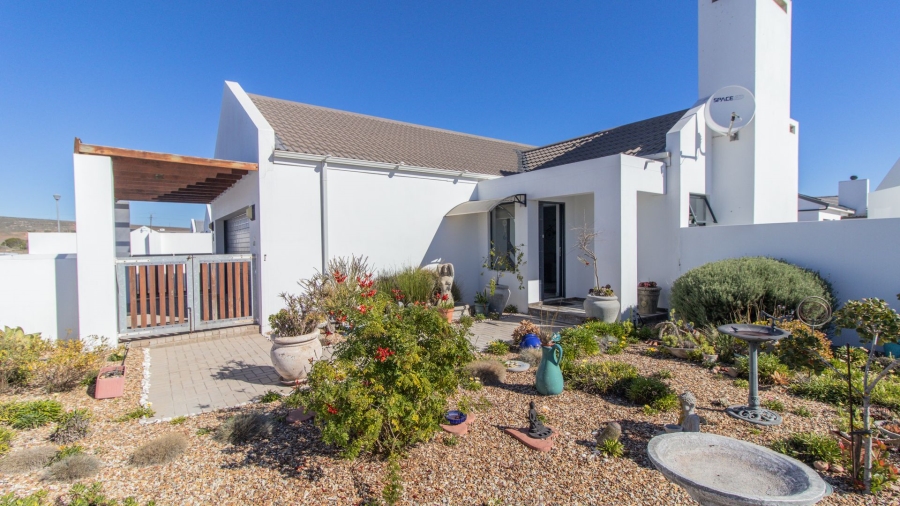 3 Bedroom Property for Sale in Golden Mile Western Cape